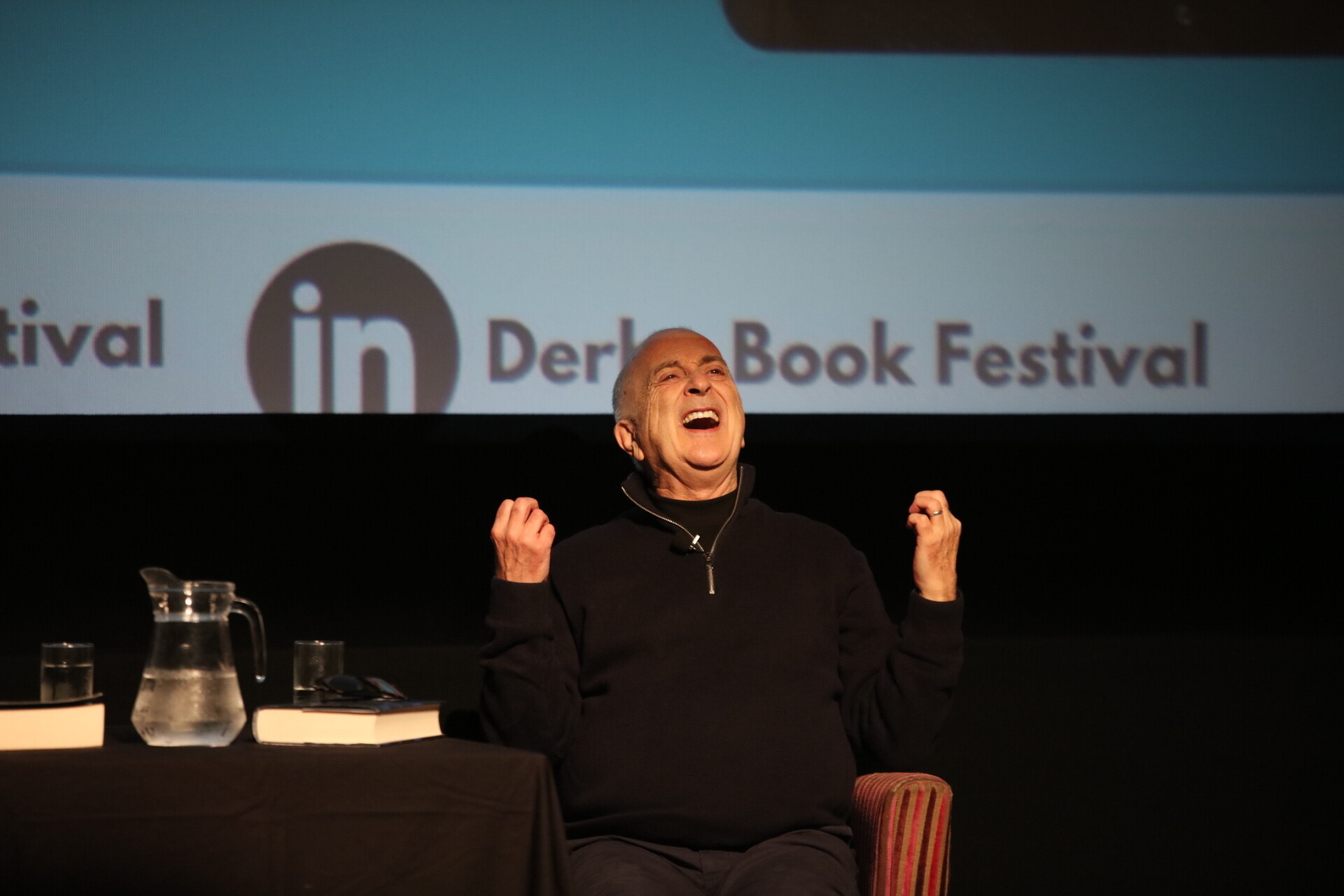 DBF Robinson 141125 1 Z6 A8016